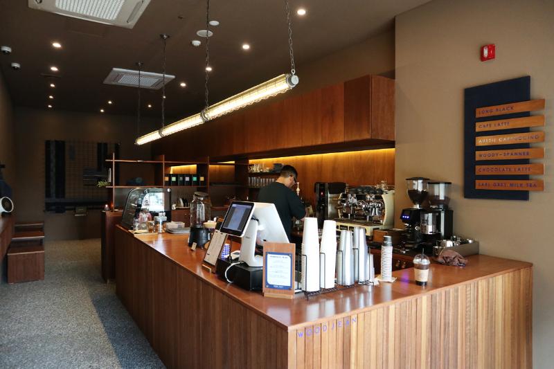 15 坪小空间，打造独特魅力咖啡馆-5