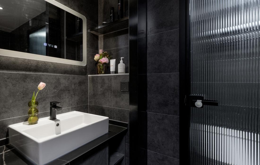 工业风极简温馨小家设计-47