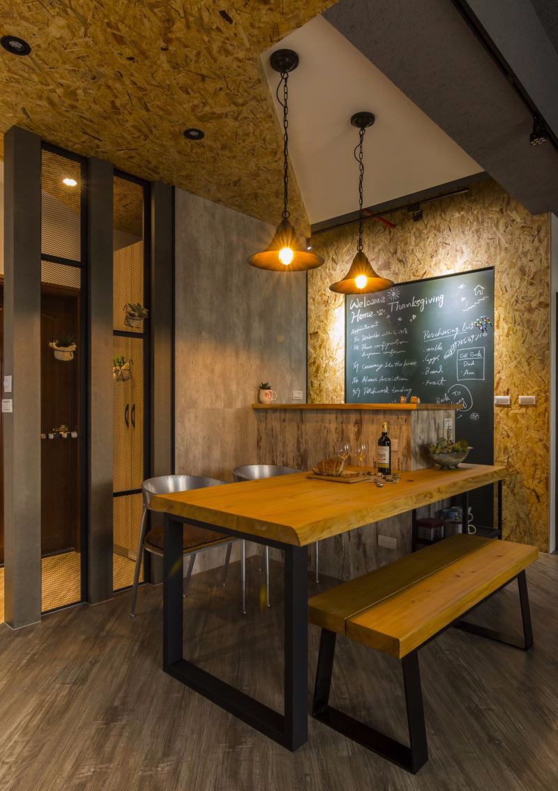 25 坪工业风幸福婚房，裸露砖墙与铁艺的完美融合-11