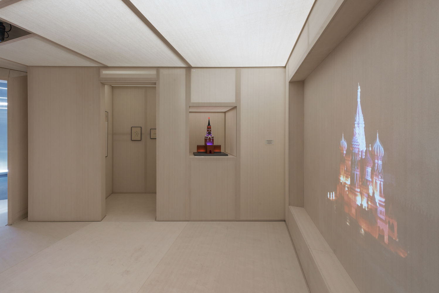 莫斯科车库博物馆“现在进行时”展览-22