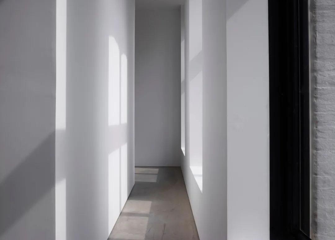 顶层公寓女子丨Glenn Sestig-76