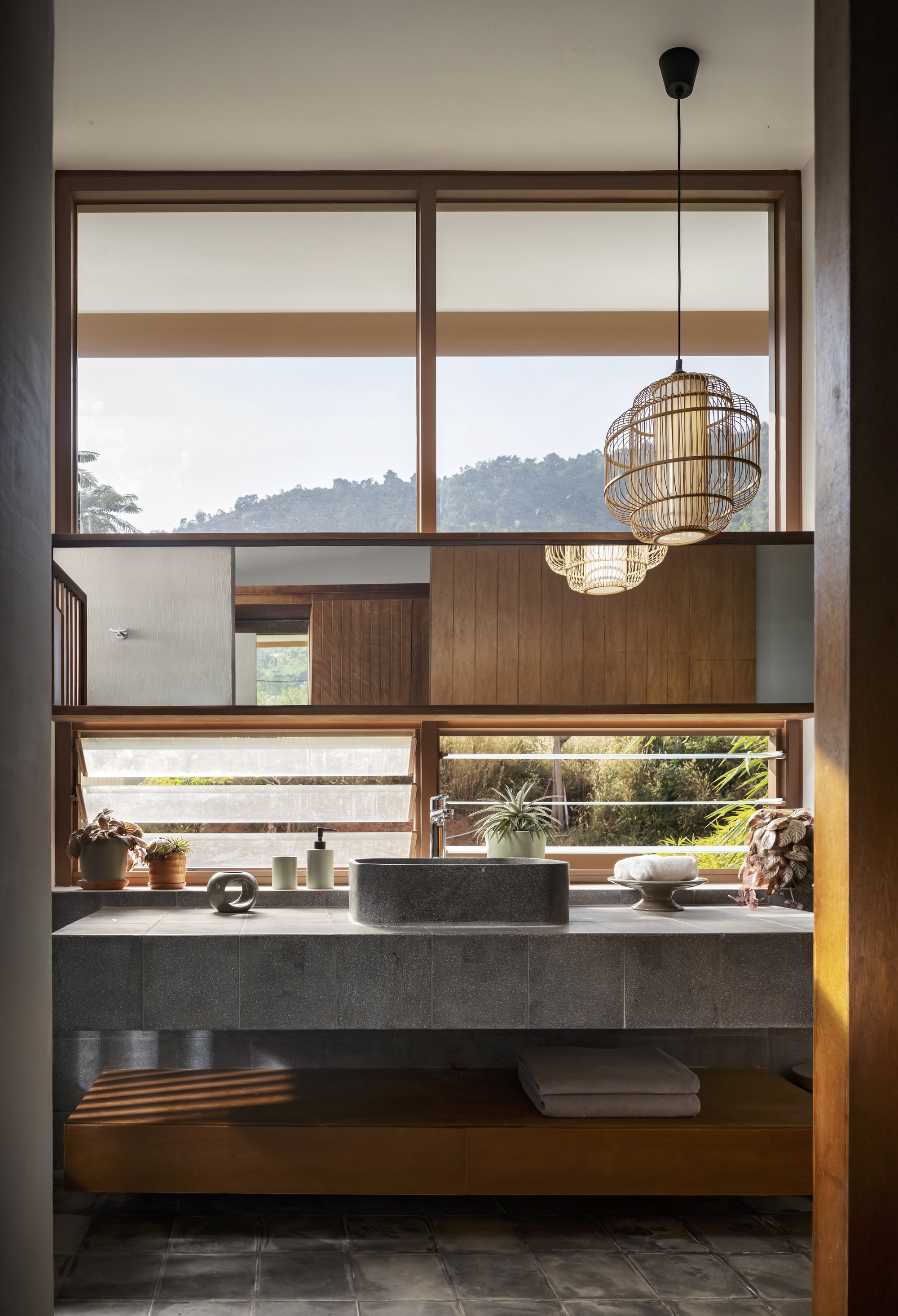 丹纳克·索里亚之家丨柬埔寨贡布丨Re:Edge Architecture-31