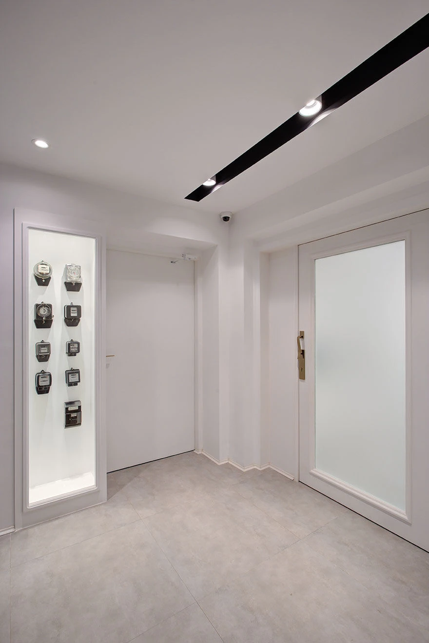 废弃建筑变身高效办公空间-19