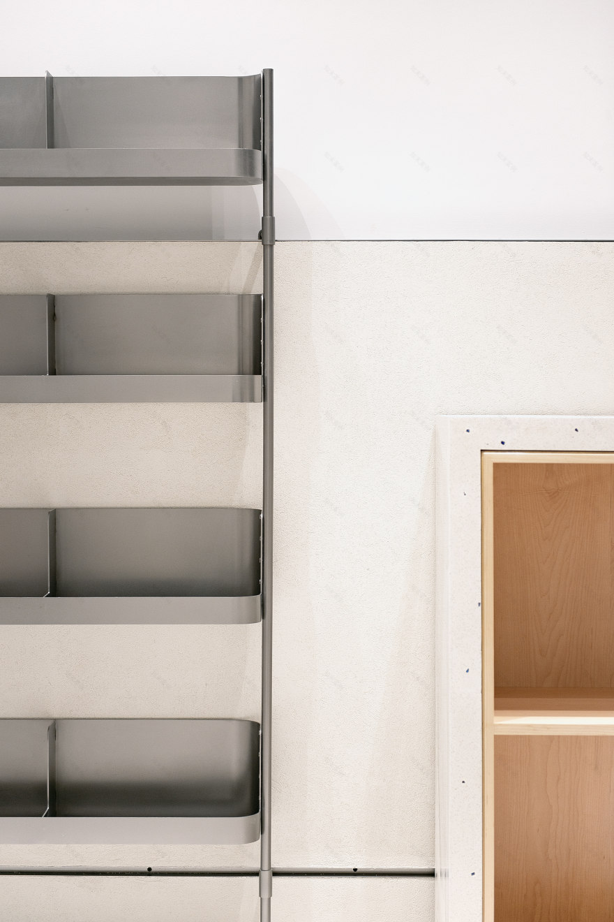 江南布衣家居店
注:JNBY是江南布衣品牌英文名称,JNBYHOME通常指江南布衣旗下家居产品线,所以整体翻译为江南布衣家居店 丨中国杭州丨GreyOffice-18