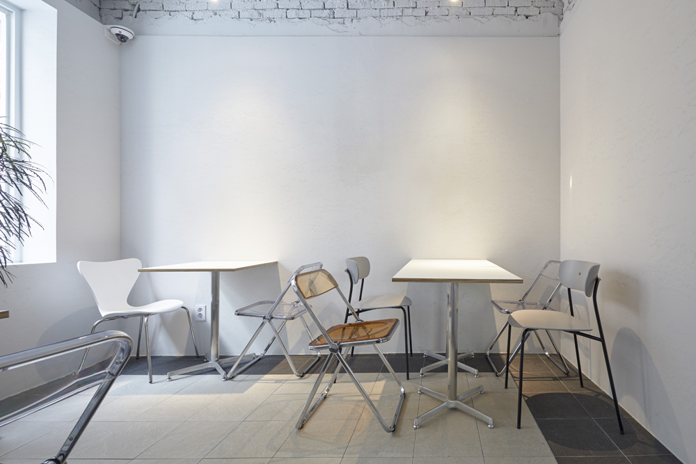 43 平米小户型的惊艳改造，极简主义的魅力展现-22