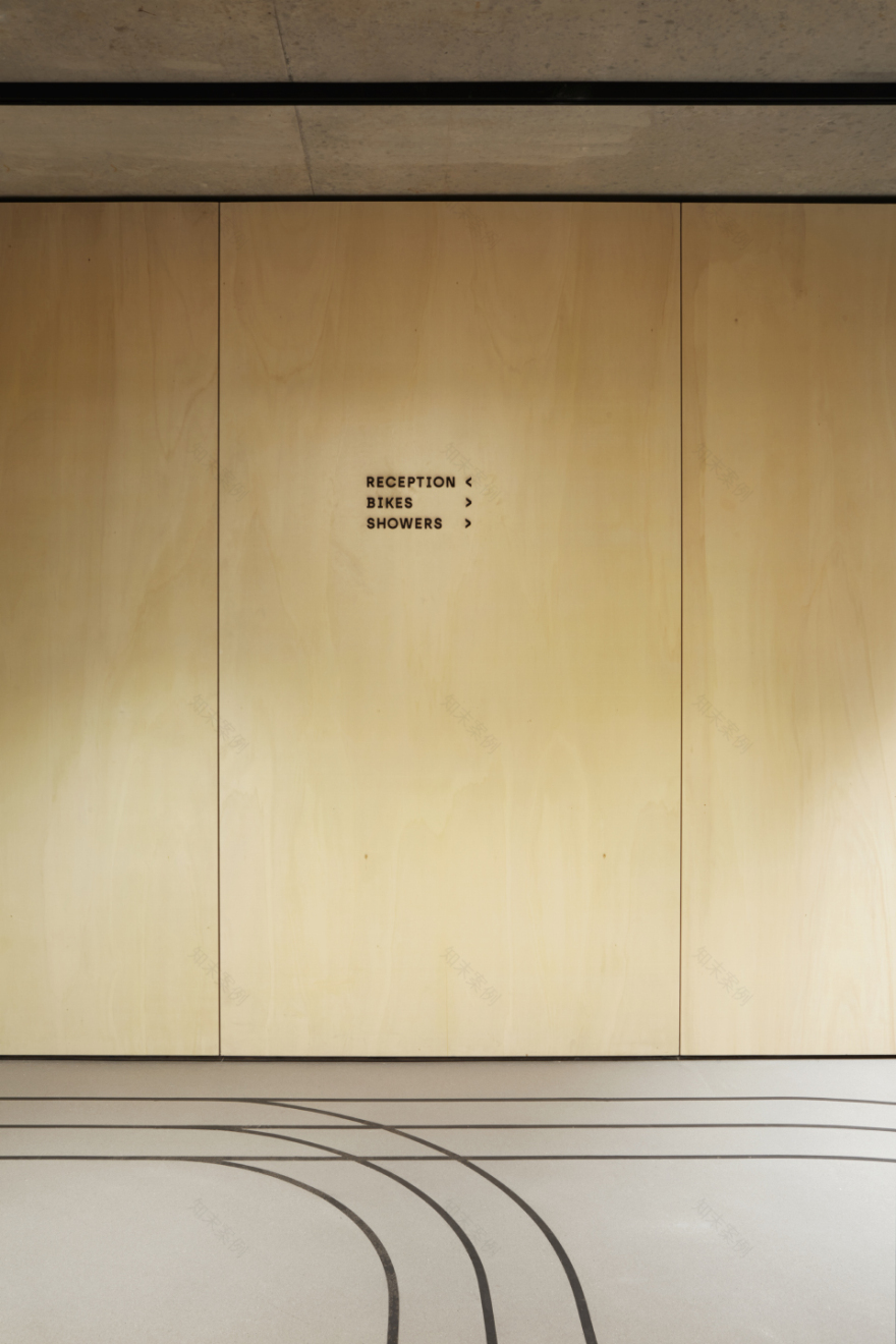 英国Rolling Stock Yard办公楼-95