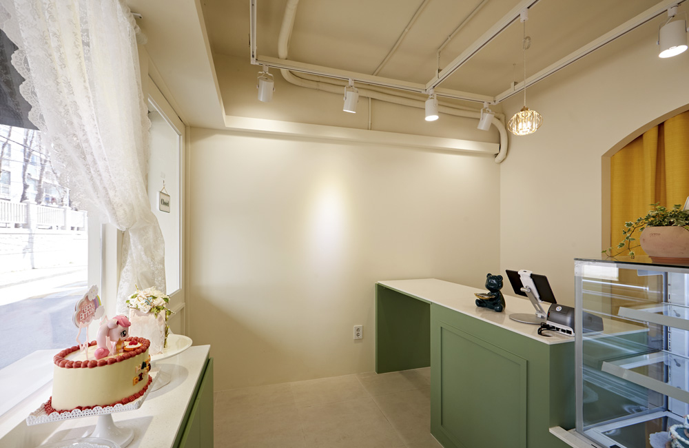 12 平米可爱蛋糕店，专业室内设计打造温馨空间-6