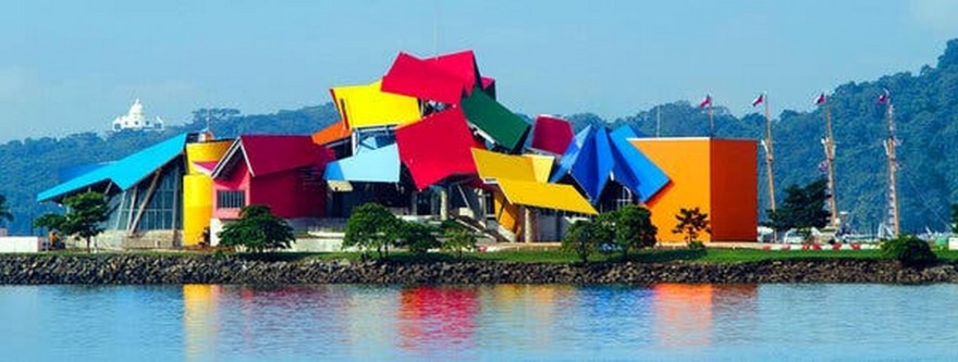 Frank Gehry- 15 Iconic Projects - RTF | Rethinking The Future-27