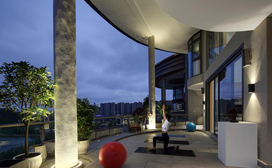 现代极简普拉提馆-24