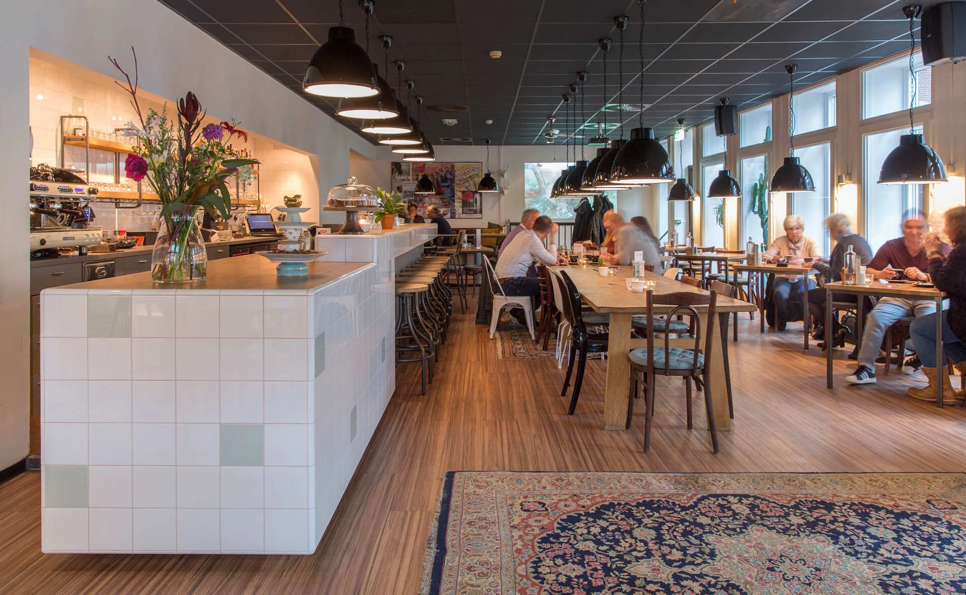 荷兰 Café Suus 餐饮空间设计丨Mosa-10