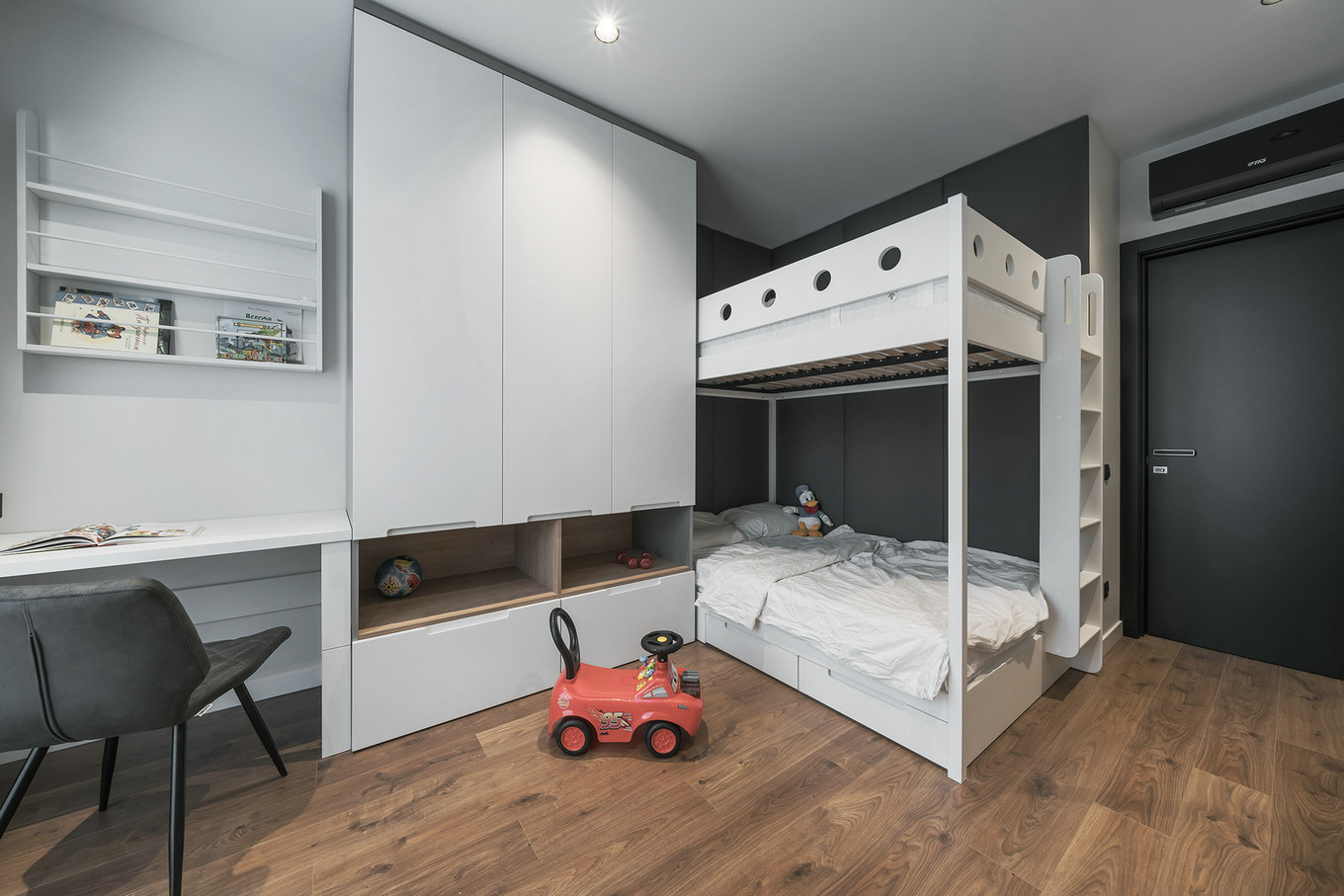 乌克兰基辅简约优雅家居设计-16