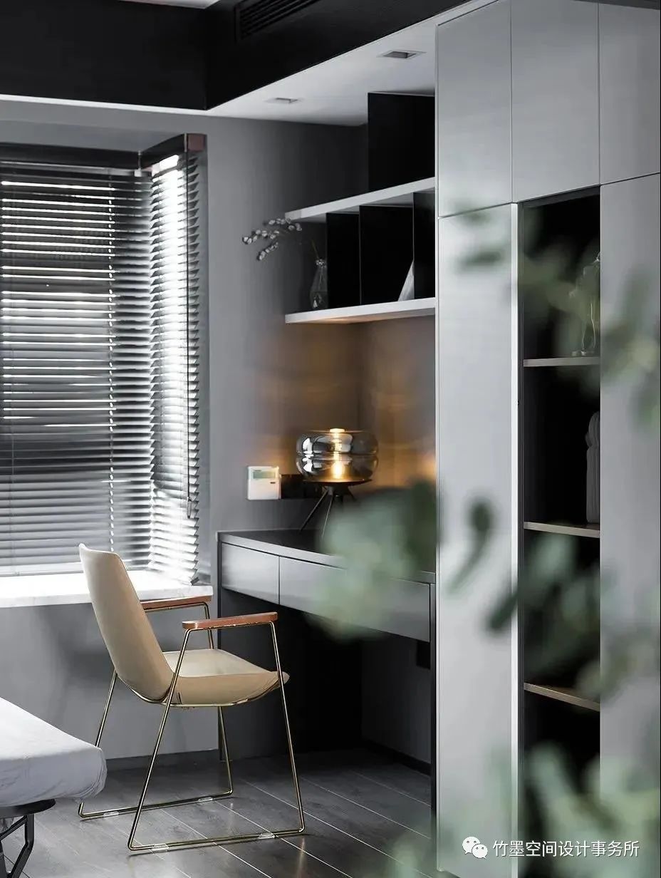 简约黑白灰,打造自然舒适家居空间-23