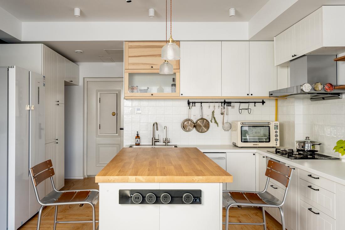 简约原木风公寓设计-18