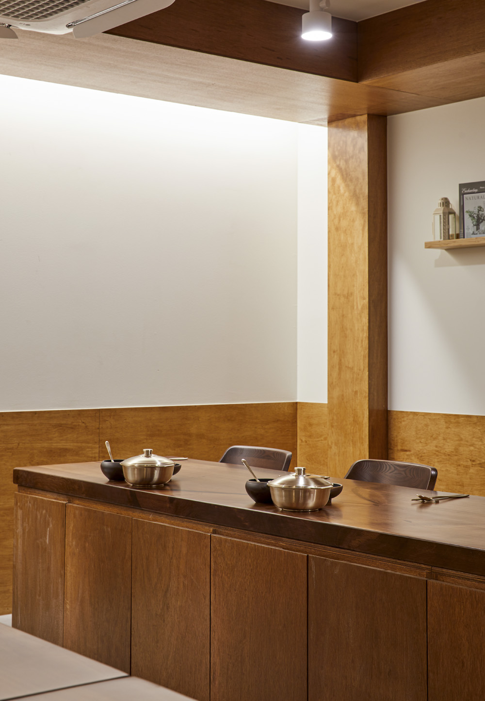 17 坪极简熊主题餐厅，温馨原木风打造-12