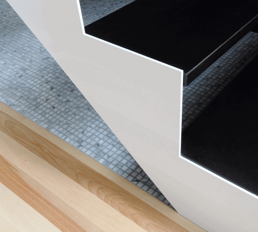 150-Year-Old House Transformed into a Bright and Fluid Space-15