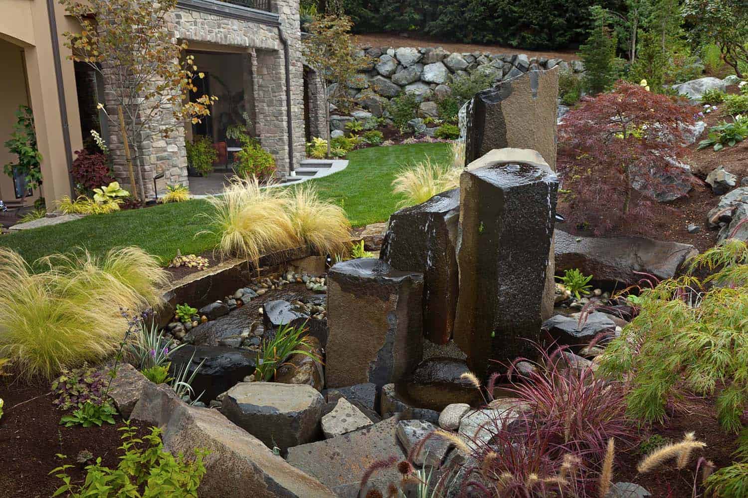 26 Awesome Backyard Landscaping Ideas To Transform Your Space-3