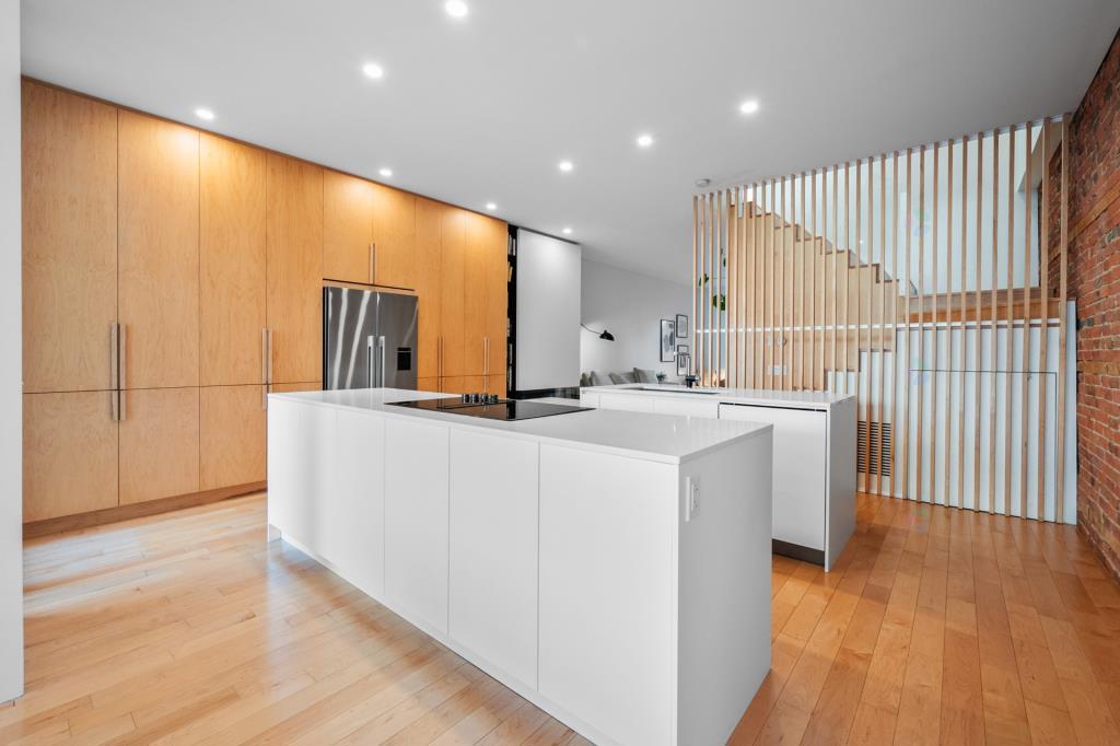 蒙特利尔高原皇家中心带泳池豪宅丨加拿大蒙特利尔-9