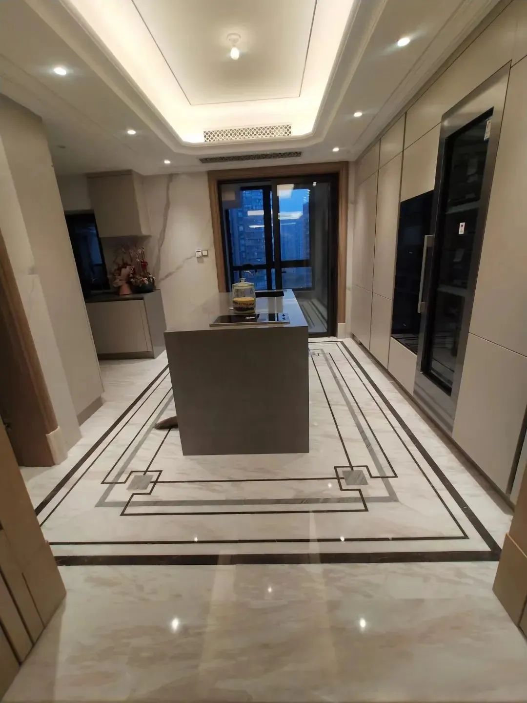 别墅大理石装饰实拍案例丨中国随州丨叶胤祥设计事务所-20