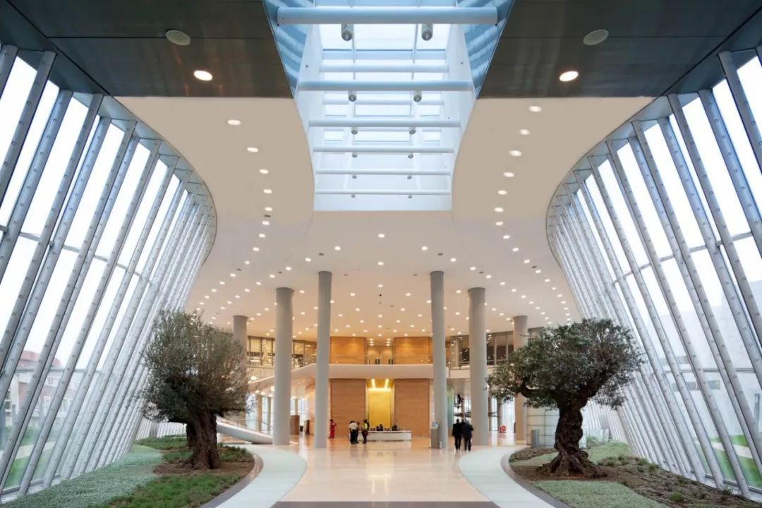 现代主义建筑大师西萨·佩里的一生与标志性作品-97