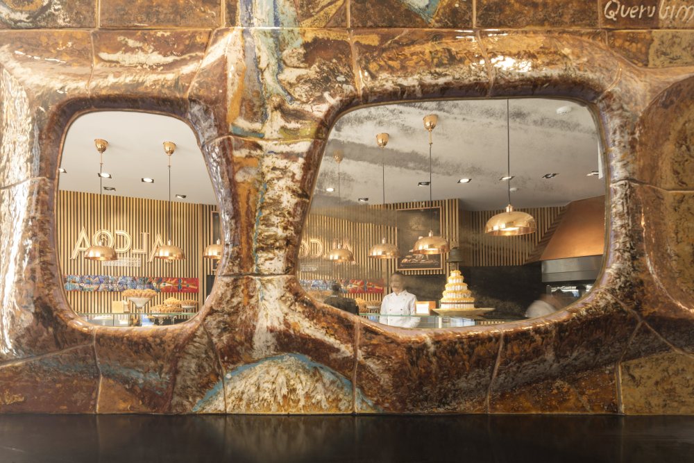 葡萄牙历史店铺改造-17