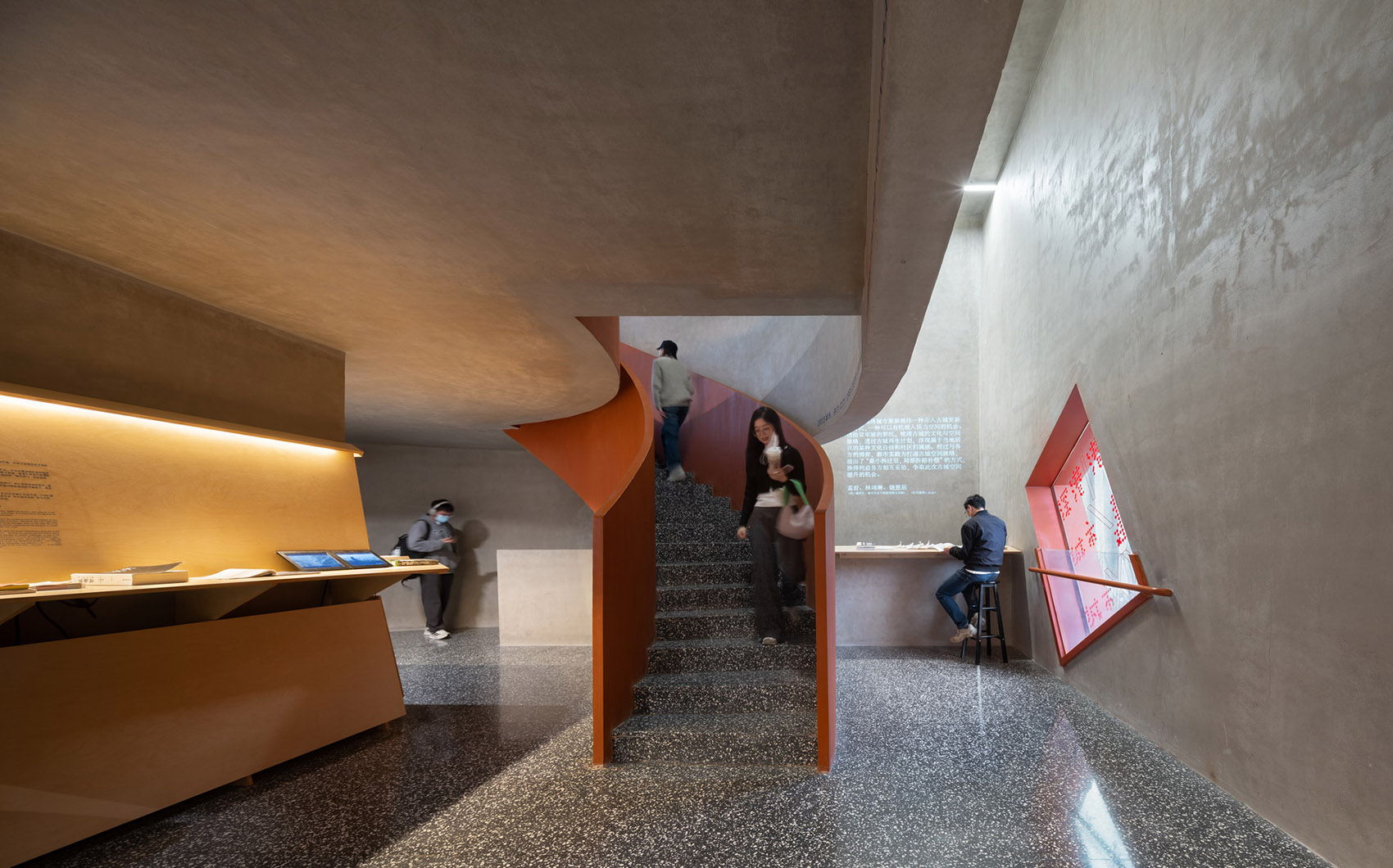 金威啤酒厂工业遗存改造 | 空间即展览的典范-48