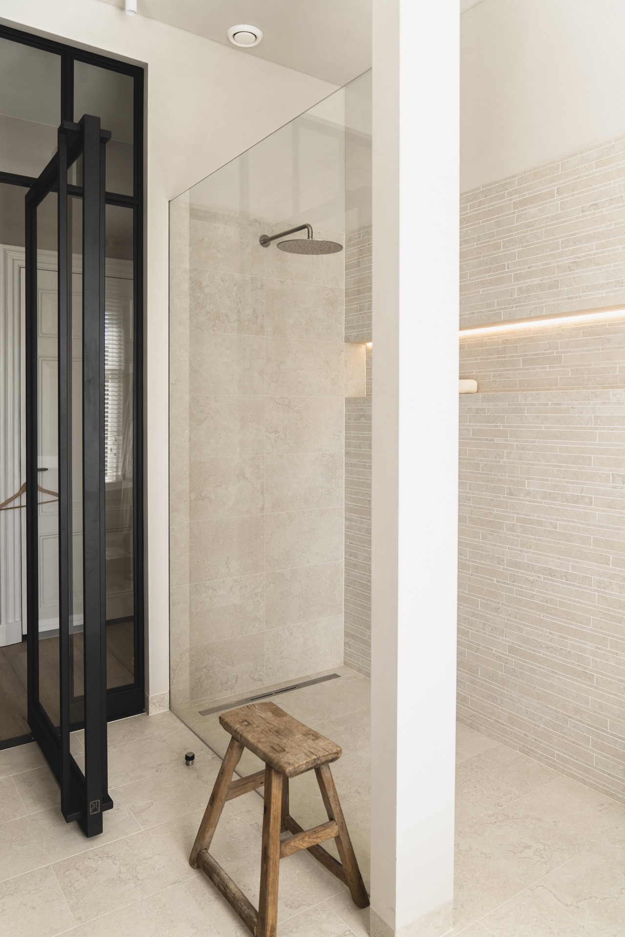 Jan van Nassau, Den Haag-22