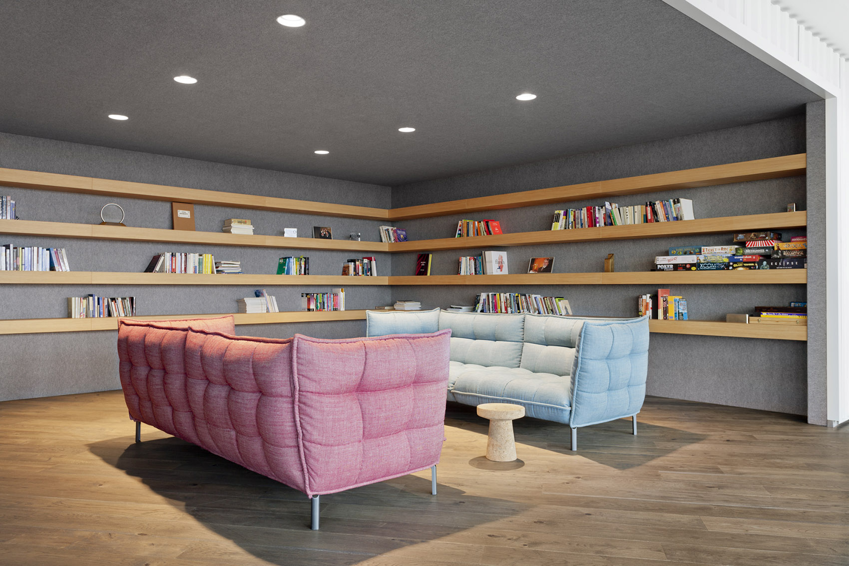 Avast总部办公室 ,布拉格 / VRTIŠKA • ŽÁK-85