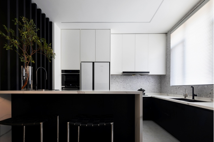 在家拥有一座迷你美术馆丨中国东莞-51