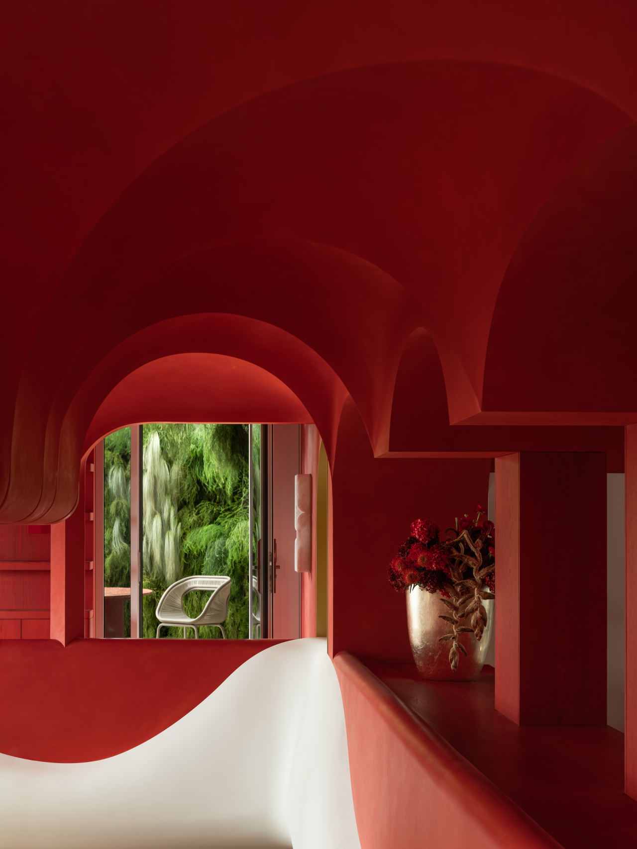 红色爆烈美学，西安大女主给自己的生活独奏剧场-37