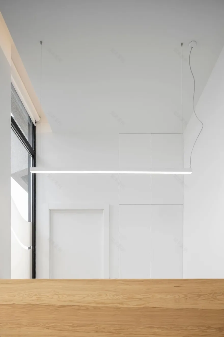 葡萄牙阳光医疗办公室设计丨Arquitetos Rómulo Neto-9