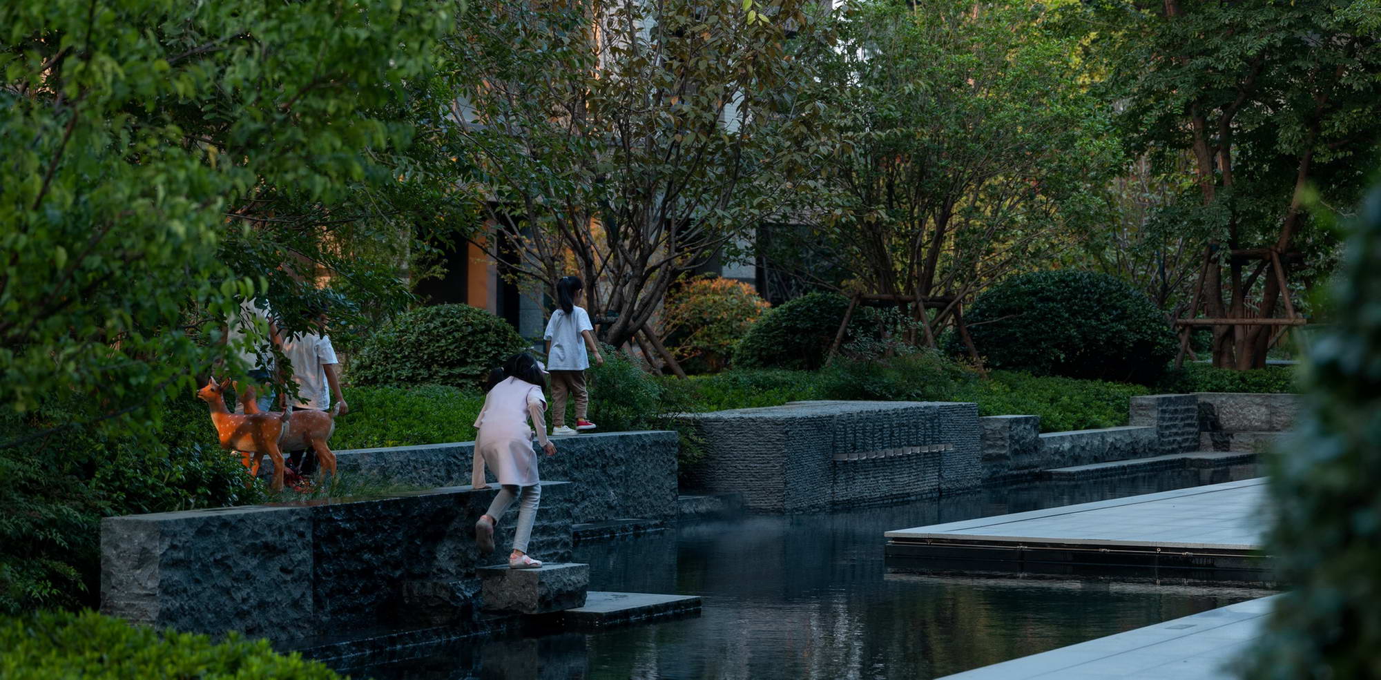 郑州永威城·观澜庭 | 公园社区中的生态景观设计-6