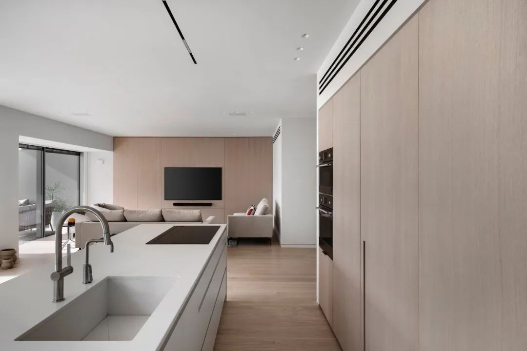 极简禅意私人住宅设计丨Noa Kuperman-33