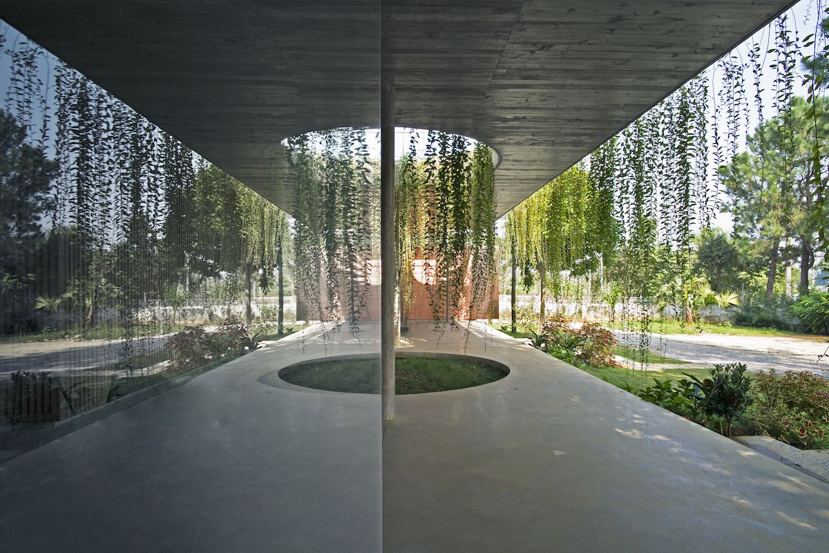 Ba Vì森林中的开放互动生活空间-21