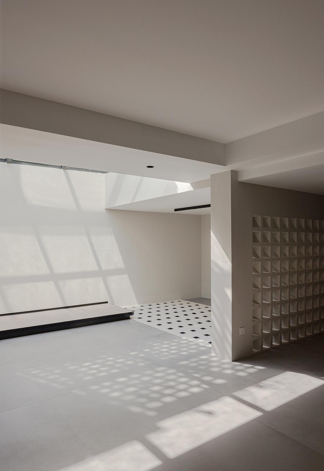 上海极简别墅设计丨中国上海丨XXX-8