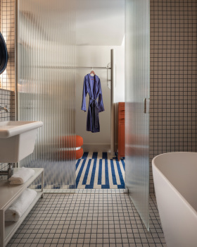 Hecker Guthrie丨The StandardX Hotel