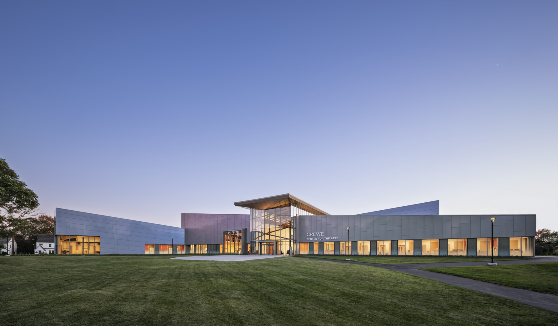 University of Southern Maine Crewe Center for the Arts - Perkins Eastman-0