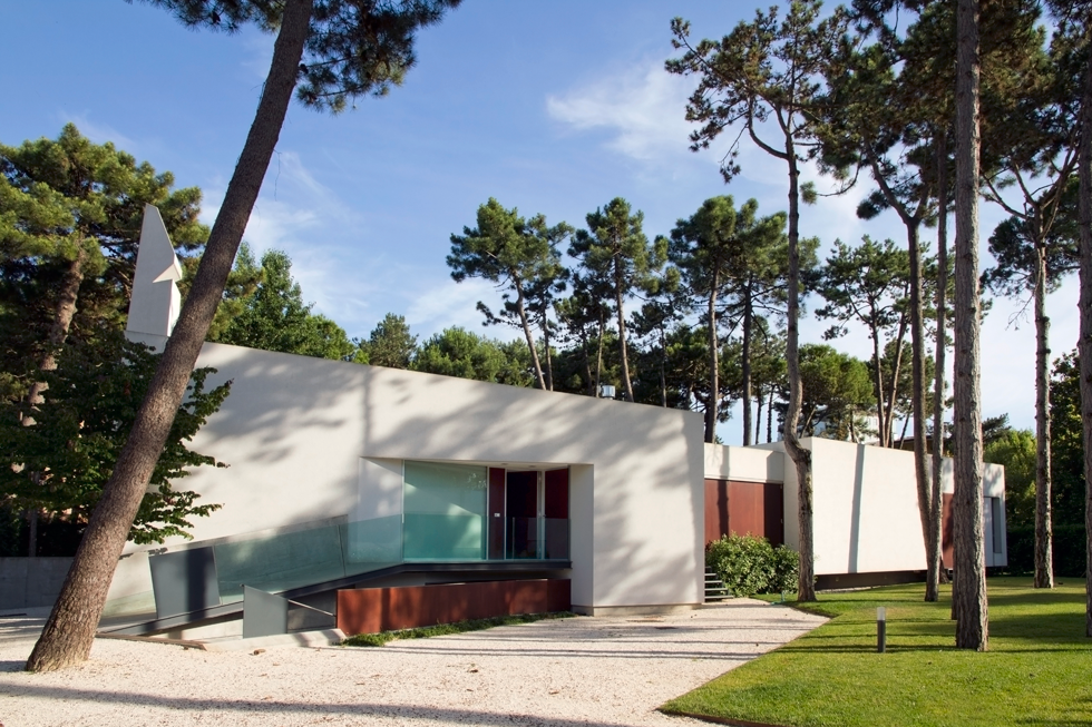 林间海景度假屋，诠释 20 世纪 60 年代至 70 年代建筑风格-12