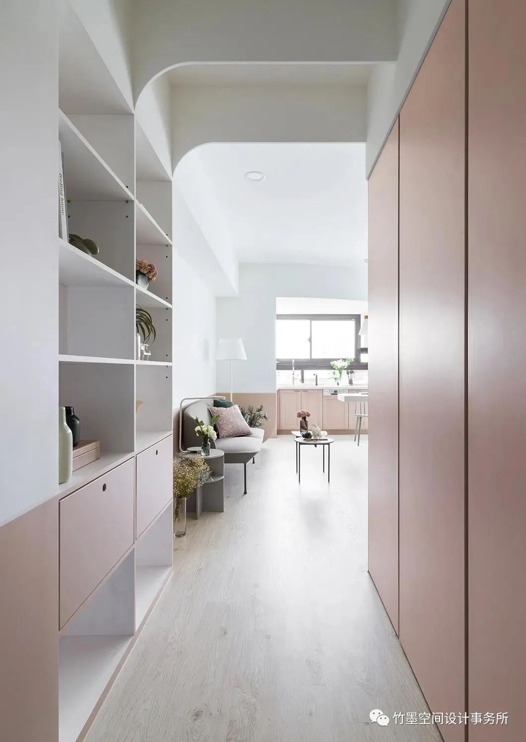 北欧风家居设计,色彩与甜蜜的梦幻之旅-42