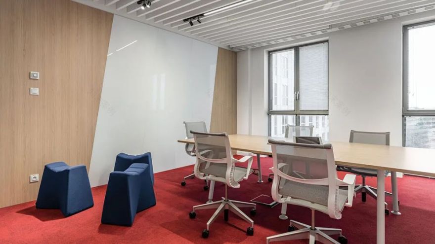 波兰 Autodesk 办公室 | 活力动感金属网演绎现代工业风-34