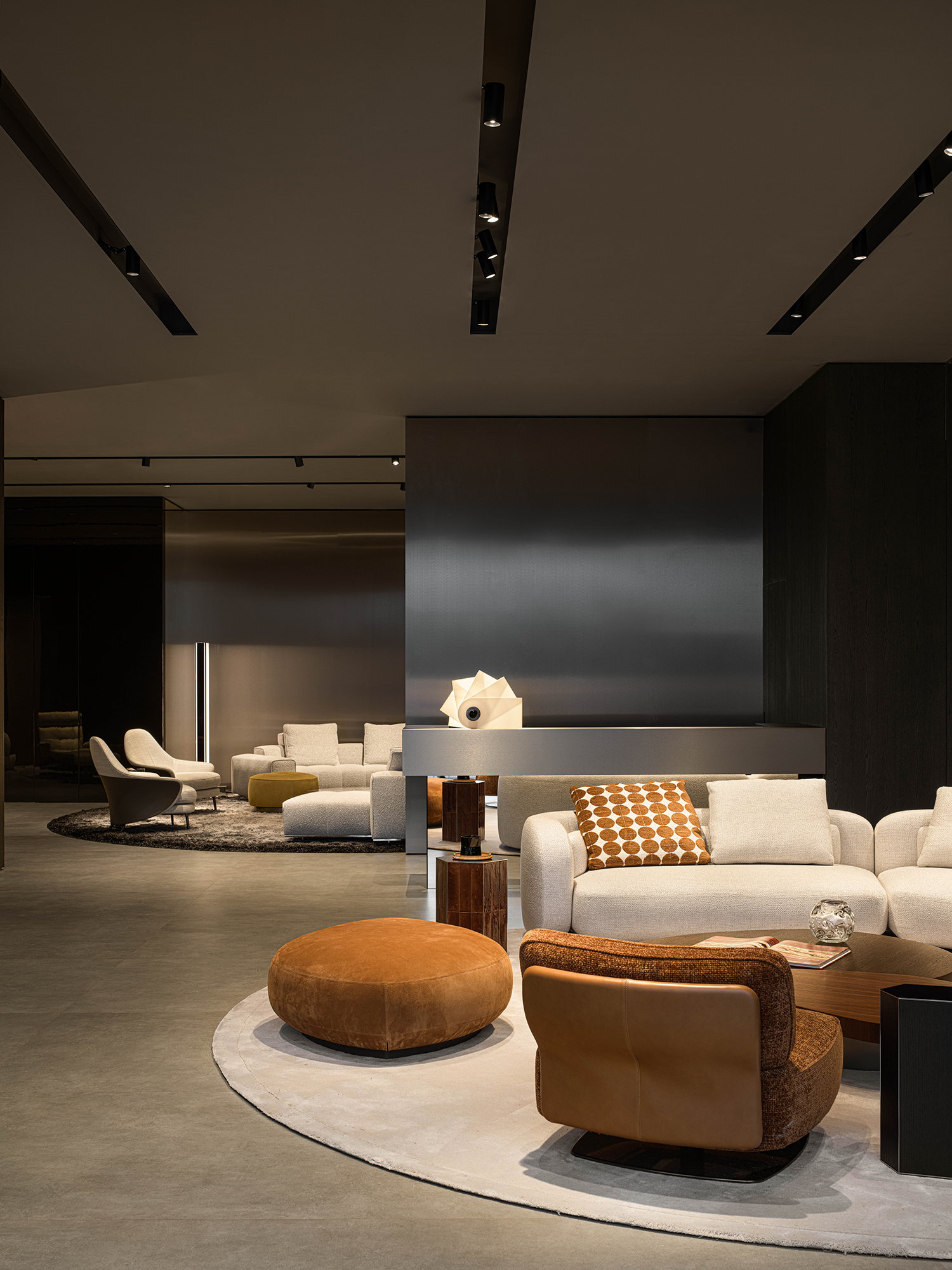 950㎡ Minotti郑州店丨中国郑州丨OUTIN正反设计-45