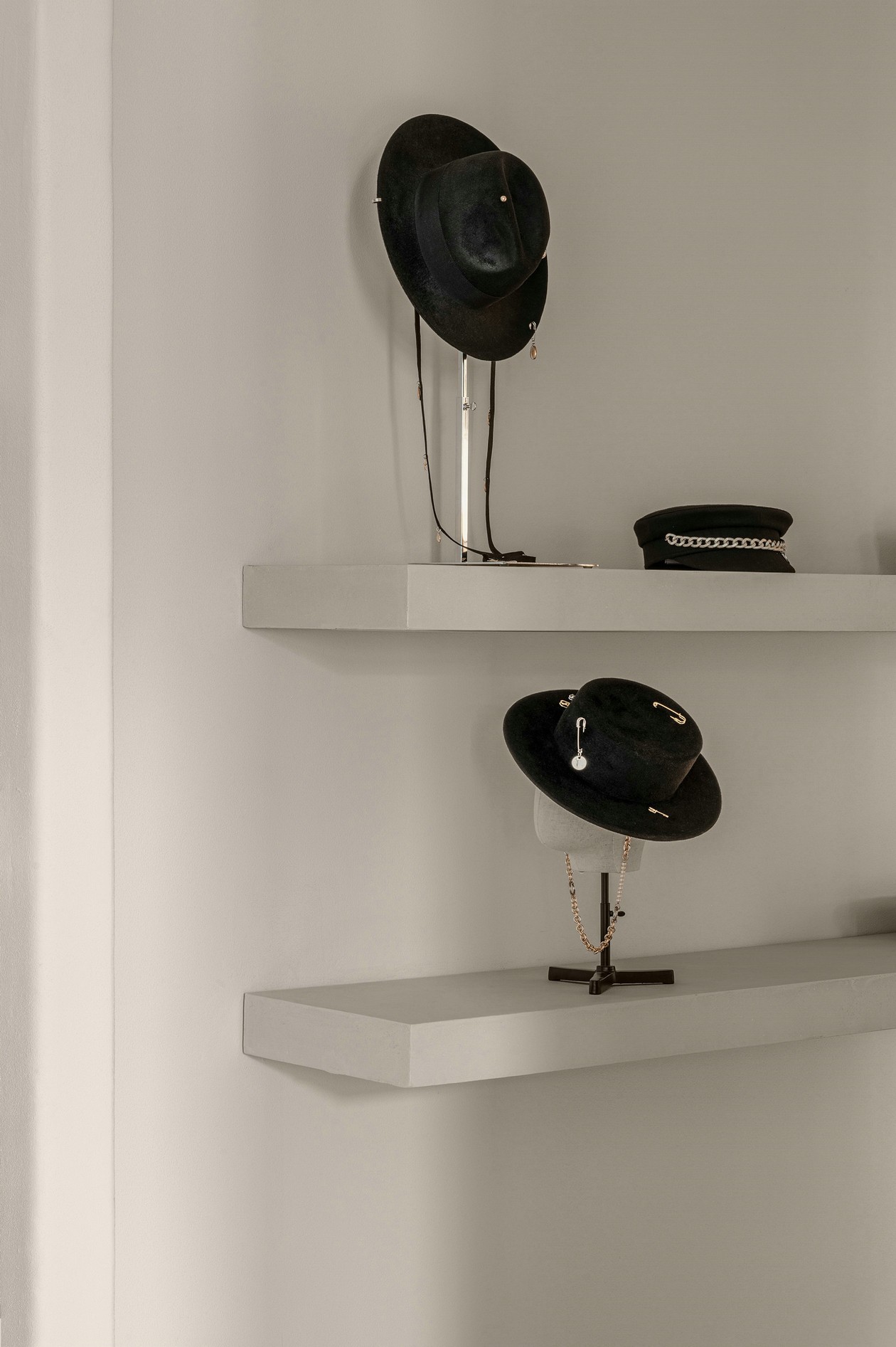 乌克兰基辅85㎡秀场展厅设计-35