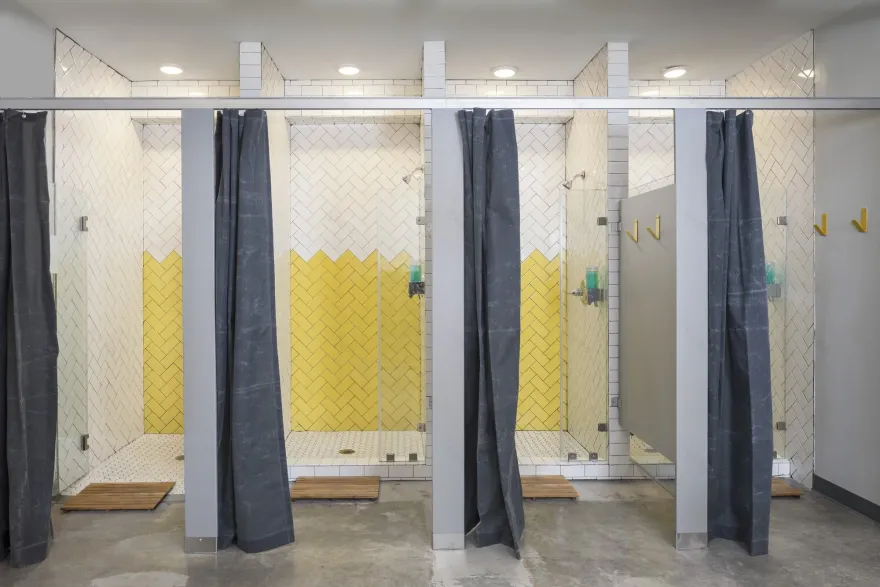 Austin Bouldering Project — Lilianne Steckel-8