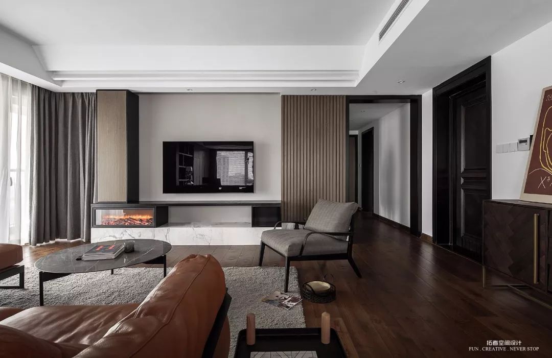 绍兴融创越州府现代大平层 | 双倍空间，大胆用色-49