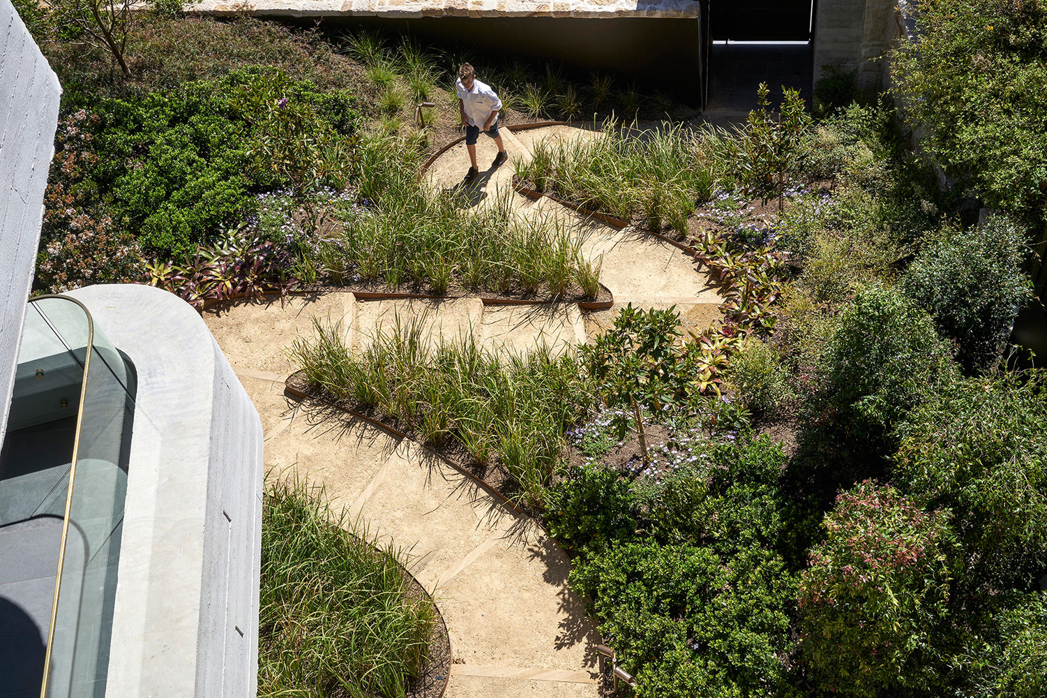 岩石与书的共生,悉尼港边的六度分隔度住宅(The Books House)-56