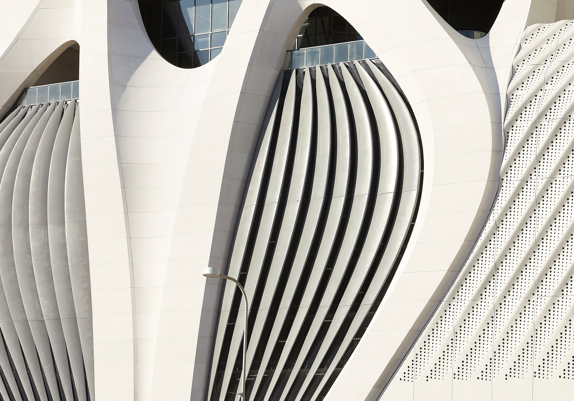 Miami 地标建筑"One Thousand Museum"亮相，Zaha Hadid 遗作惊艳世人-12