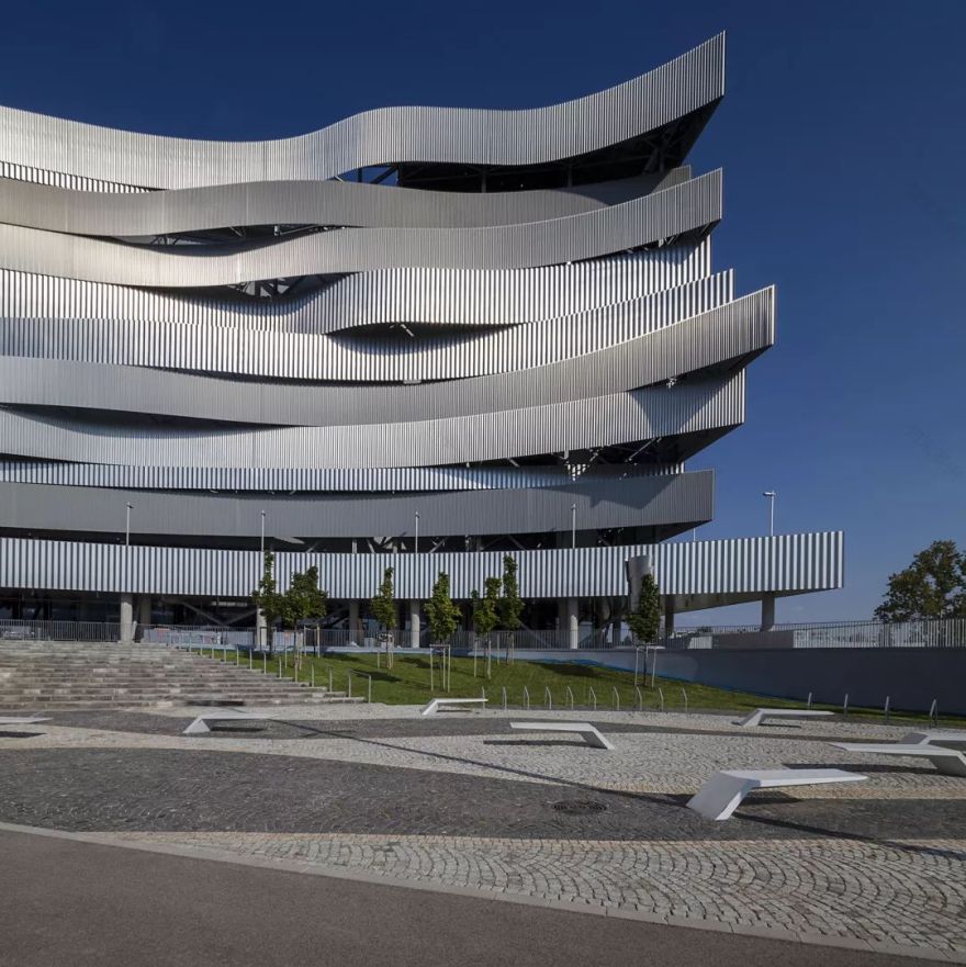 波光粼粼的多瑙河畔游泳馆,布达佩斯 Duna Arena-35