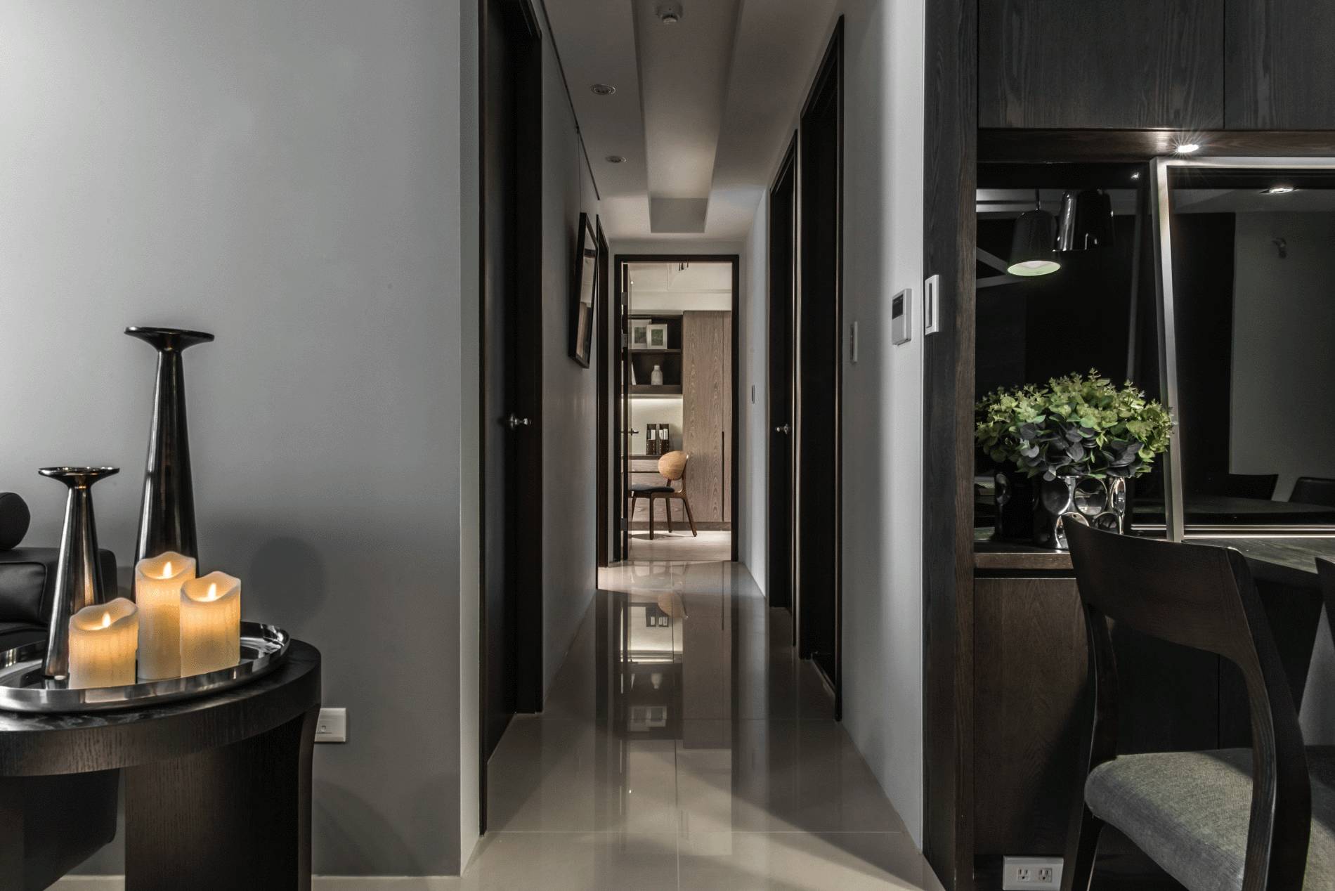 高级黑现代住宅的奢华神秘-12