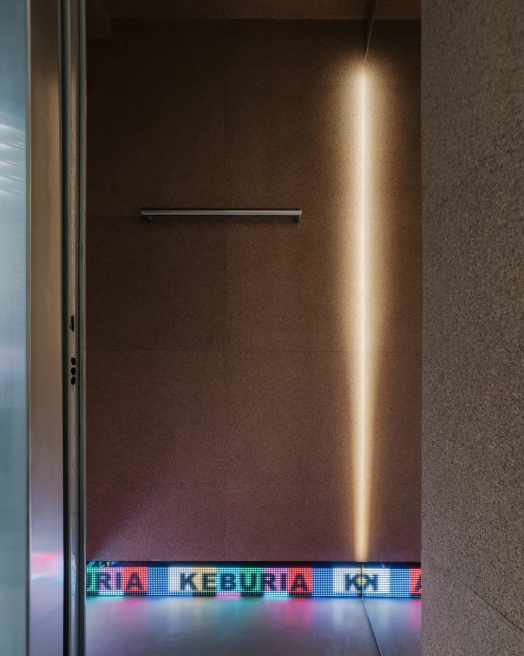 Keburia服装店,店铺设计-21