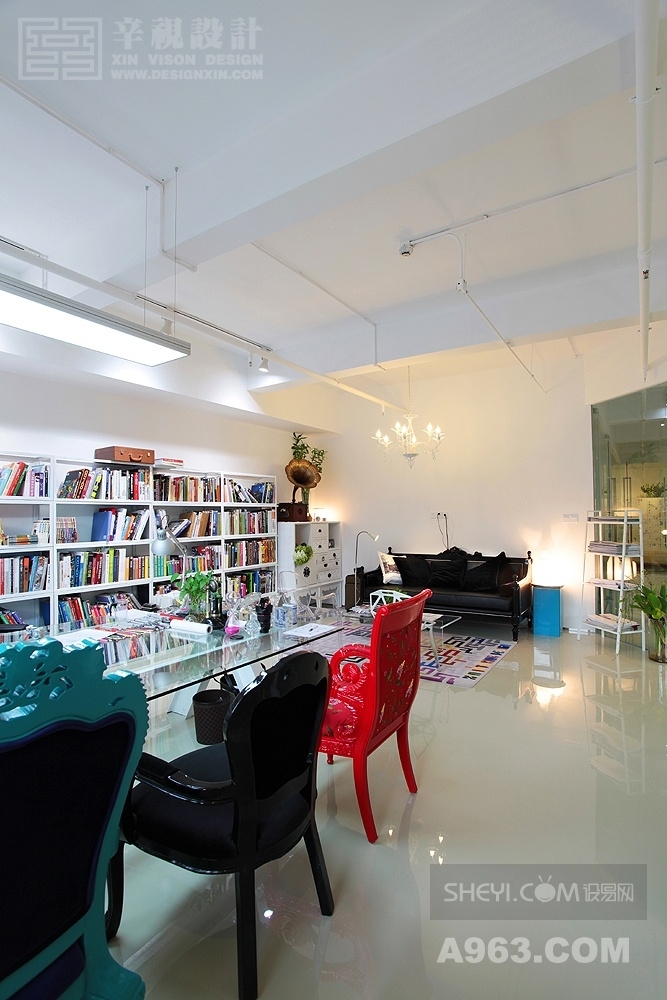 辛军打造现代简约办公空间-13