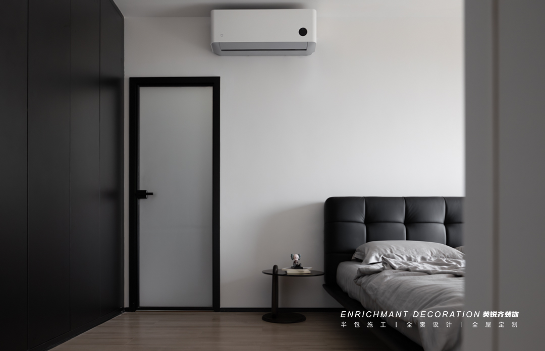 极致黑白丨易越-30